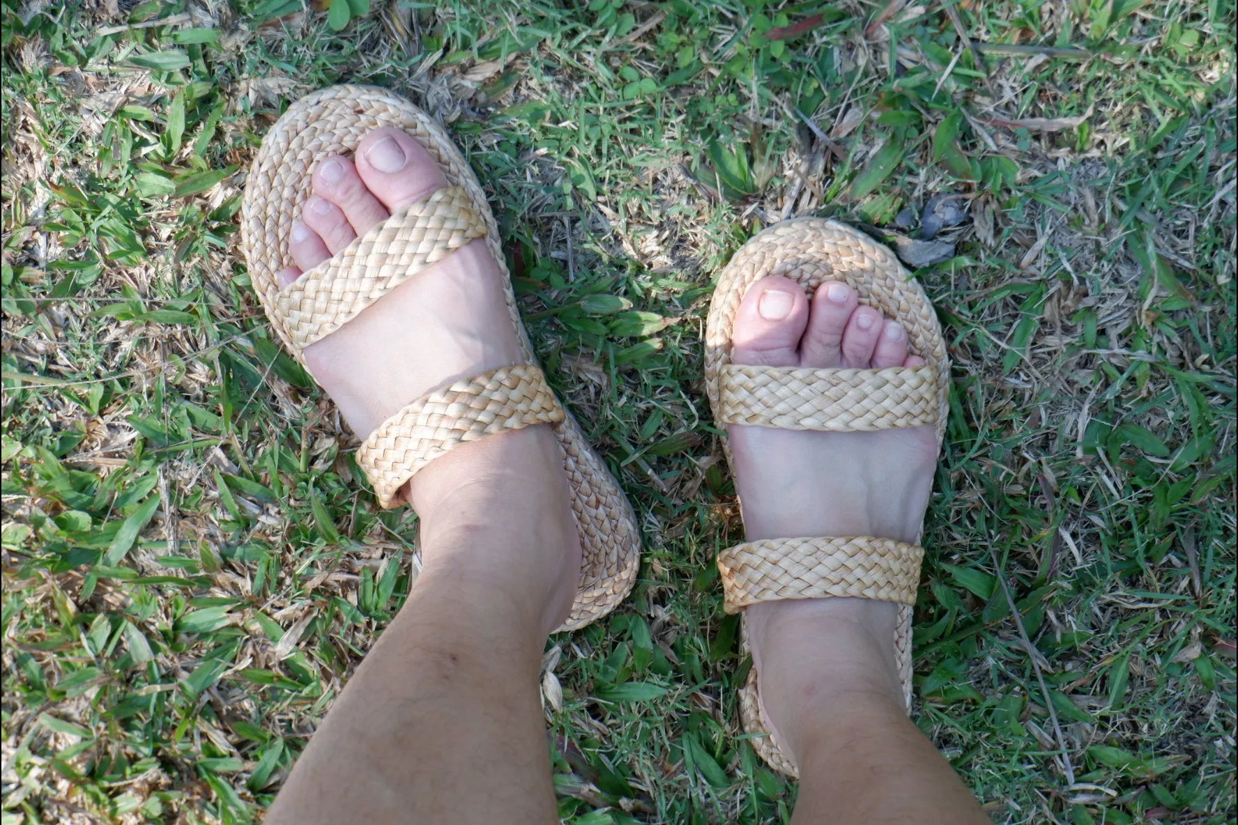 Beach Sandals straw sandals water hyacinth sandals