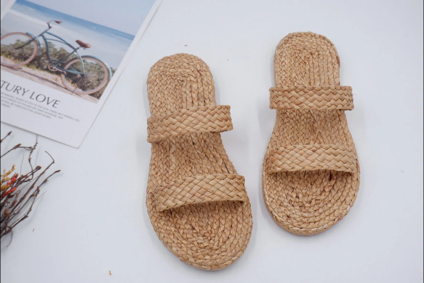 Beach Sandals straw sandals water hyacinth sandals