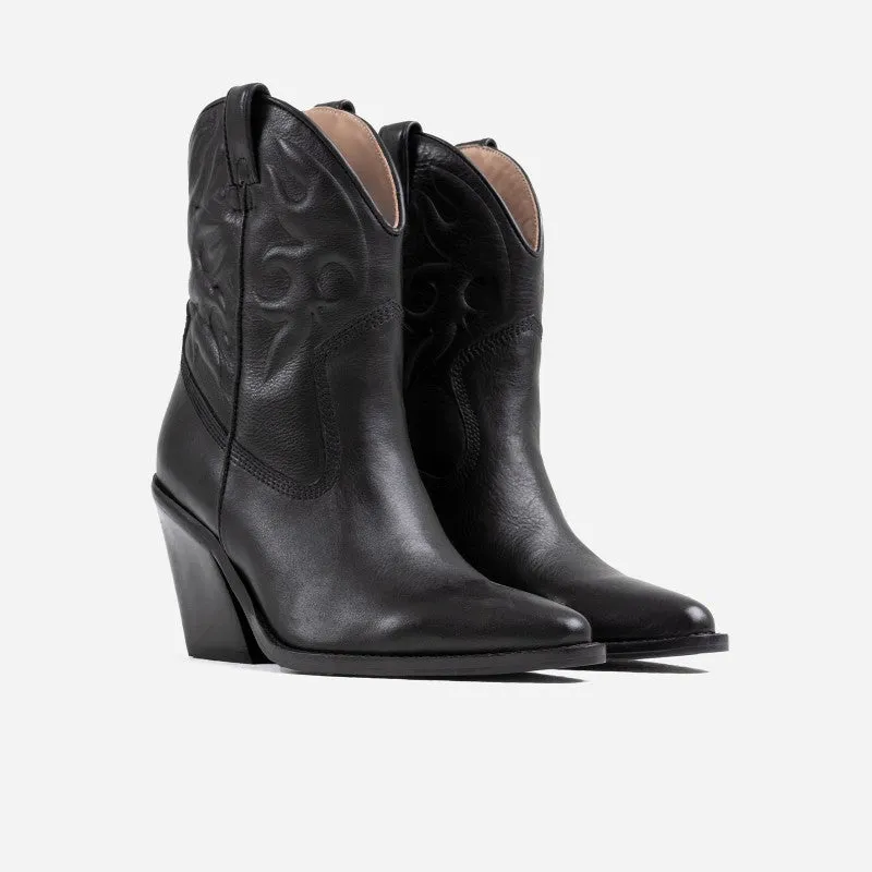 New Kole Black Low Western Boots