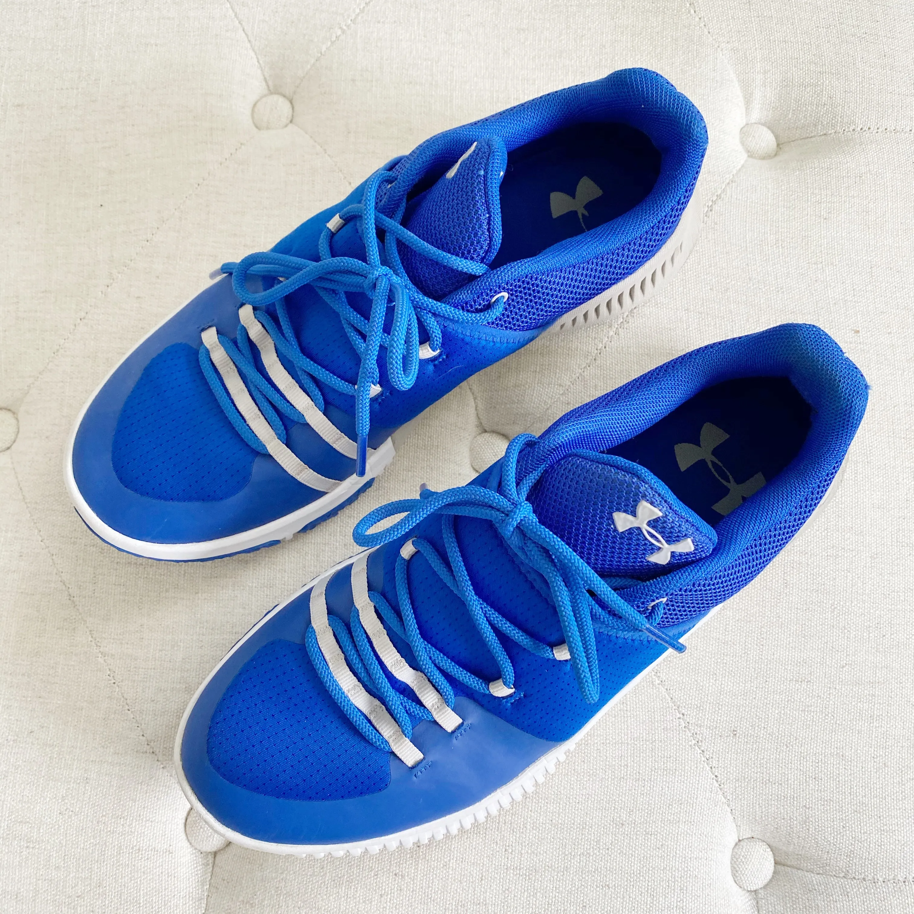 Under Armour Lightweight Blue Sneakers 10